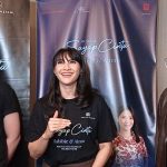 Maudy Koesnaedi stars in Sayap Cinta Habibie & Ainun musical at Taman Ismail Marzuki. Discover her journey in vocal training, research, and stage choreography.