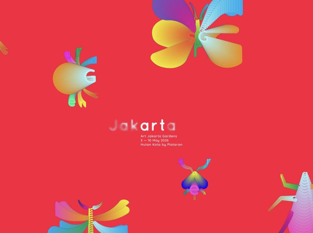 Explore Art Jakarta Gardens 2026 at Hutan Kota Plataran. Discover outdoor sculptures, art installations, and live performances that attract young art collectors.
