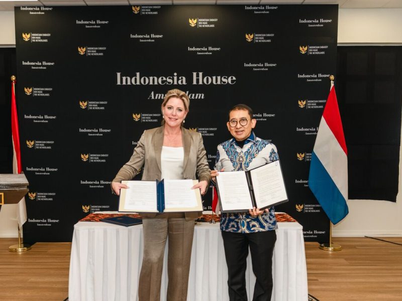Netherlands Returns Thirty Thousand Artifacts to Indonesia